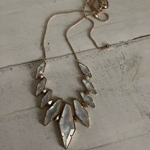 Kendra Scott adjustable necklace with gorgeous design